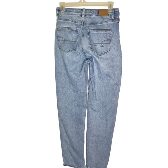 AE Stretch Mom. Proof that mom knows best. - Picture 3 of 8